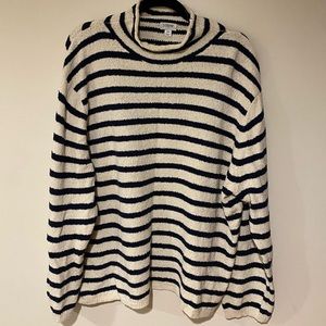 Cozy Rollneck Pullover Sweater